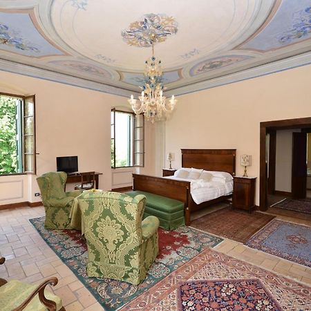 Relais Villa San Matteo ซานเปียโตร อิน กาเรียโน ภายนอก รูปภาพ