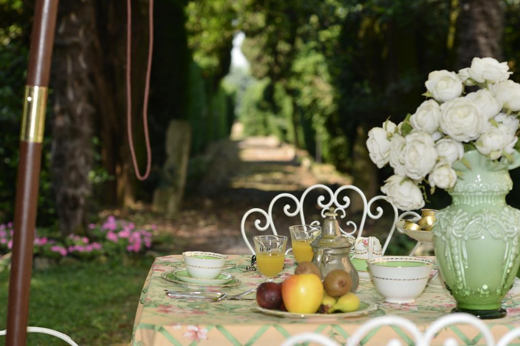 Relais Villa San Matteo ซานเปียโตร อิน กาเรียโน ภายนอก รูปภาพ