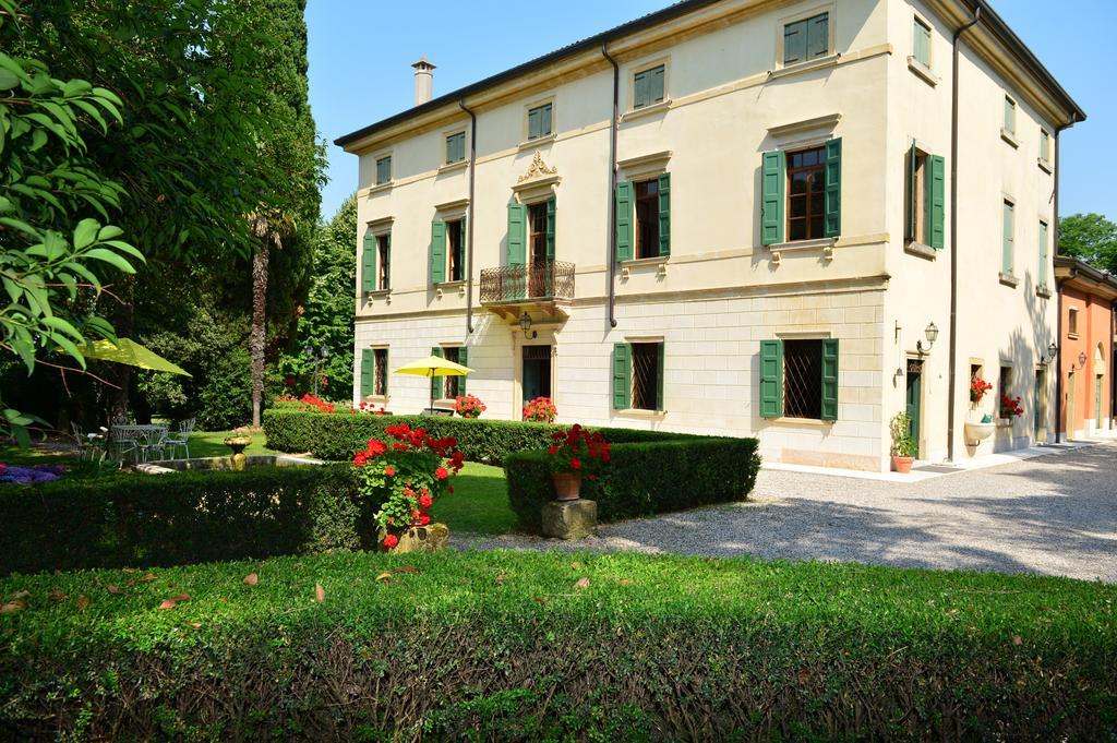Relais Villa San Matteo ซานเปียโตร อิน กาเรียโน ภายนอก รูปภาพ