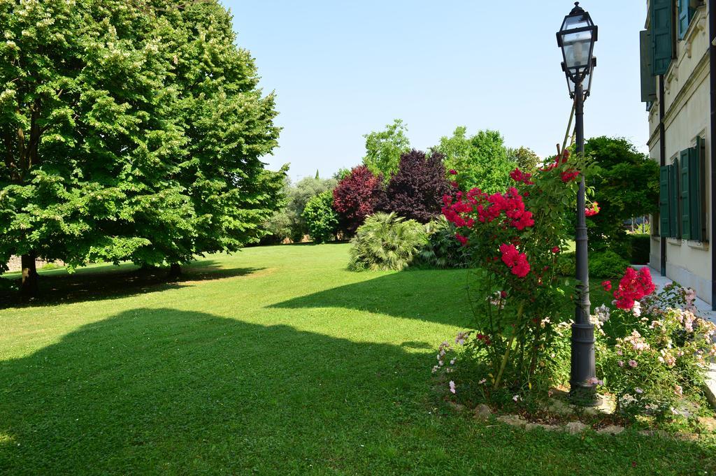 Relais Villa San Matteo ซานเปียโตร อิน กาเรียโน ภายนอก รูปภาพ