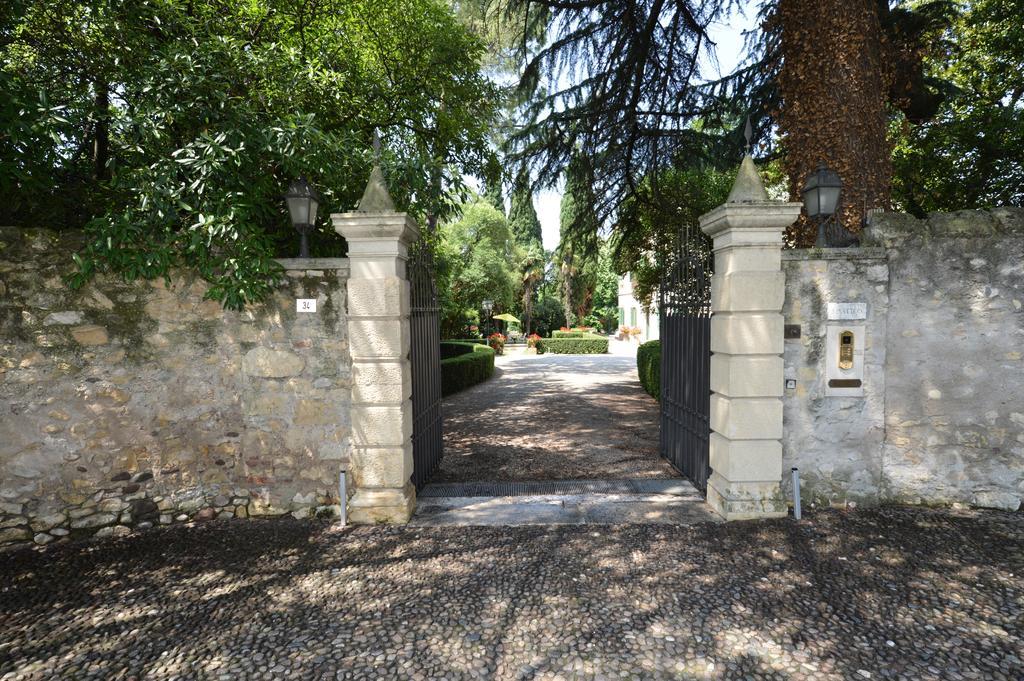 Relais Villa San Matteo ซานเปียโตร อิน กาเรียโน ภายนอก รูปภาพ