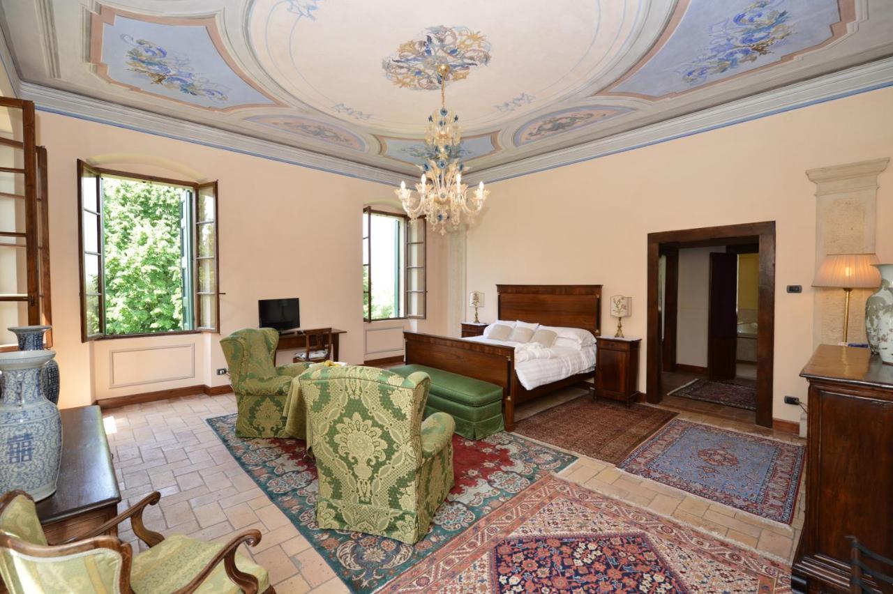 Relais Villa San Matteo ซานเปียโตร อิน กาเรียโน ภายนอก รูปภาพ